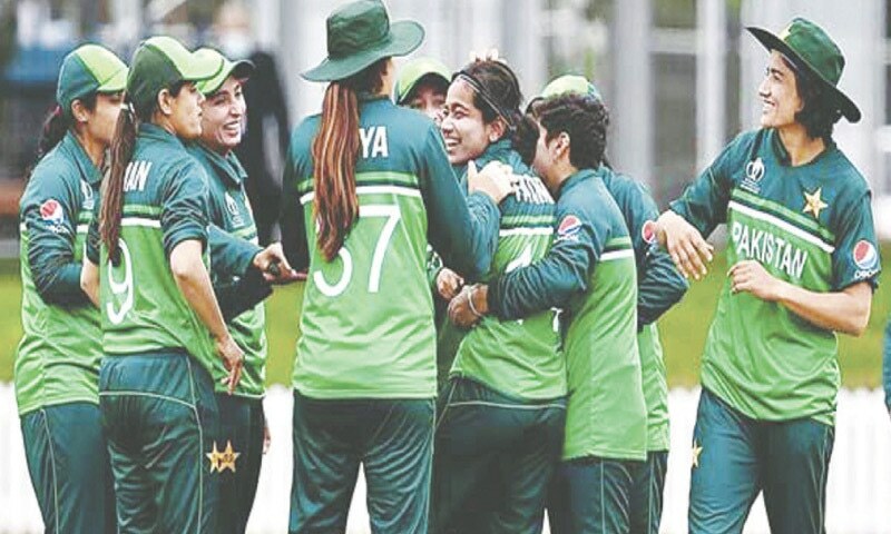 WOMEN'S CRICKET: CHANGING THE WAY OF THINKING